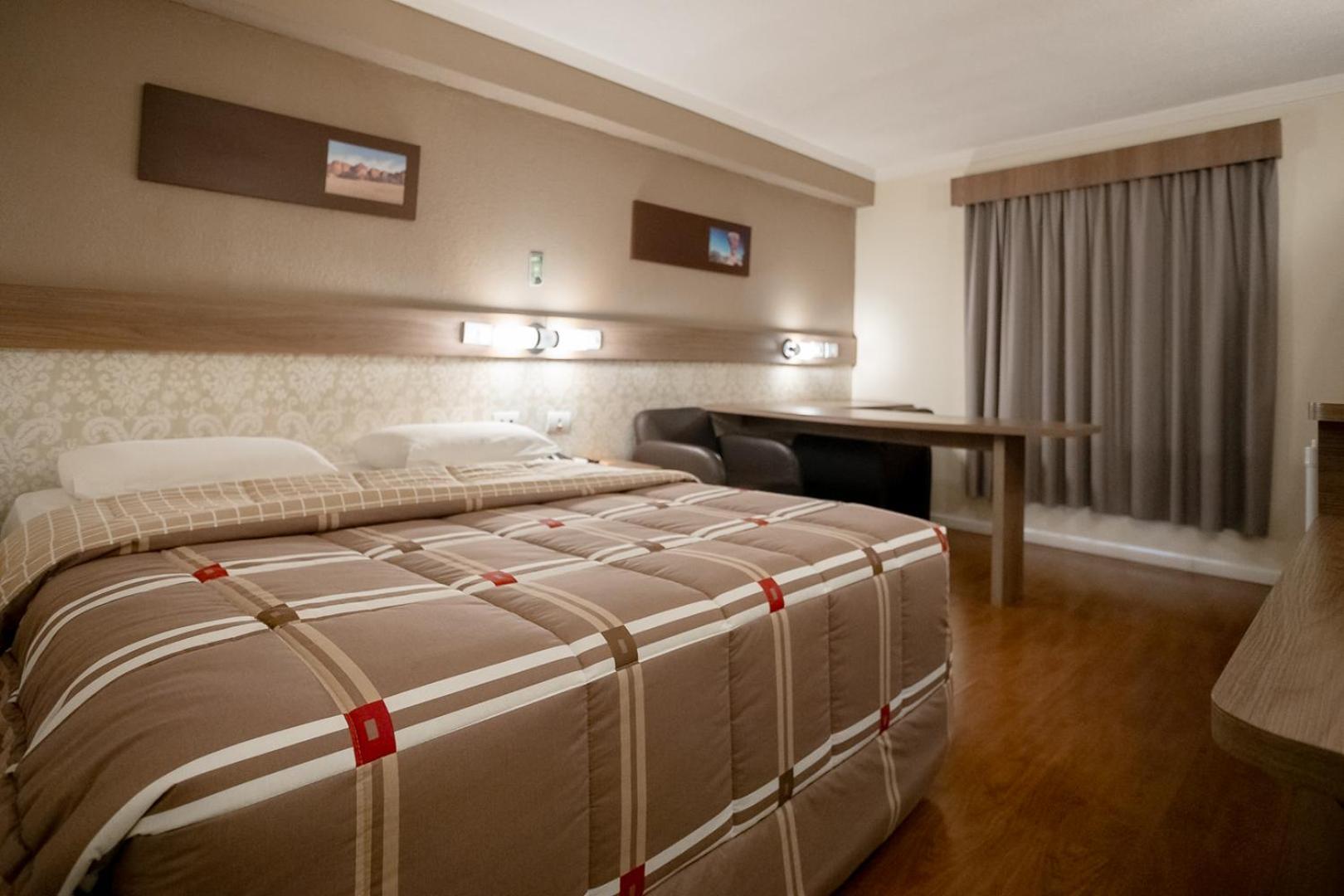 פונטה גרוסה Hotel 10 Ponta Grossa מראה חיצוני תמונה