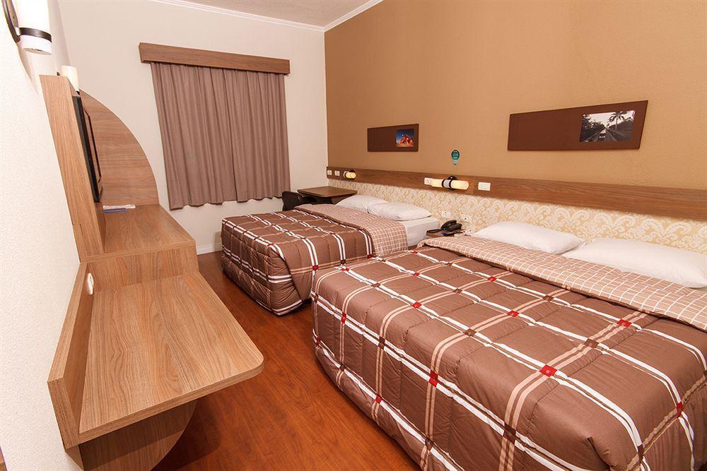 פונטה גרוסה Hotel 10 Ponta Grossa מראה חיצוני תמונה
