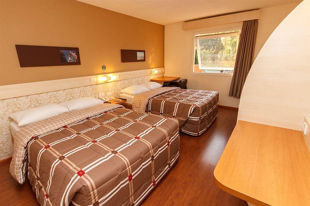פונטה גרוסה Hotel 10 Ponta Grossa מראה חיצוני תמונה